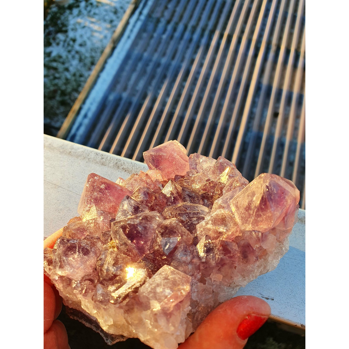 Ametistkluster – Portal av ljus, frid och expansion💜 ✨