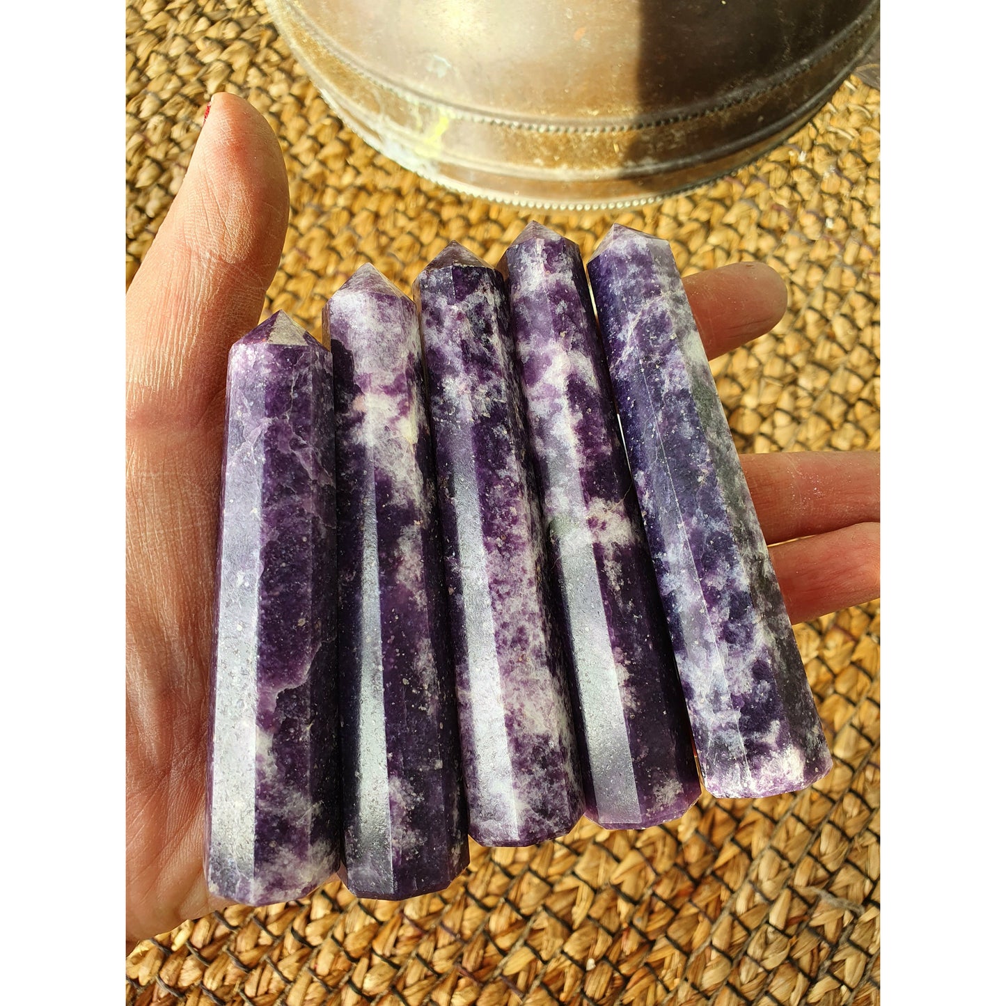 Lepidolit Torn | Naturlig Kristallspets för Harmoni ✨