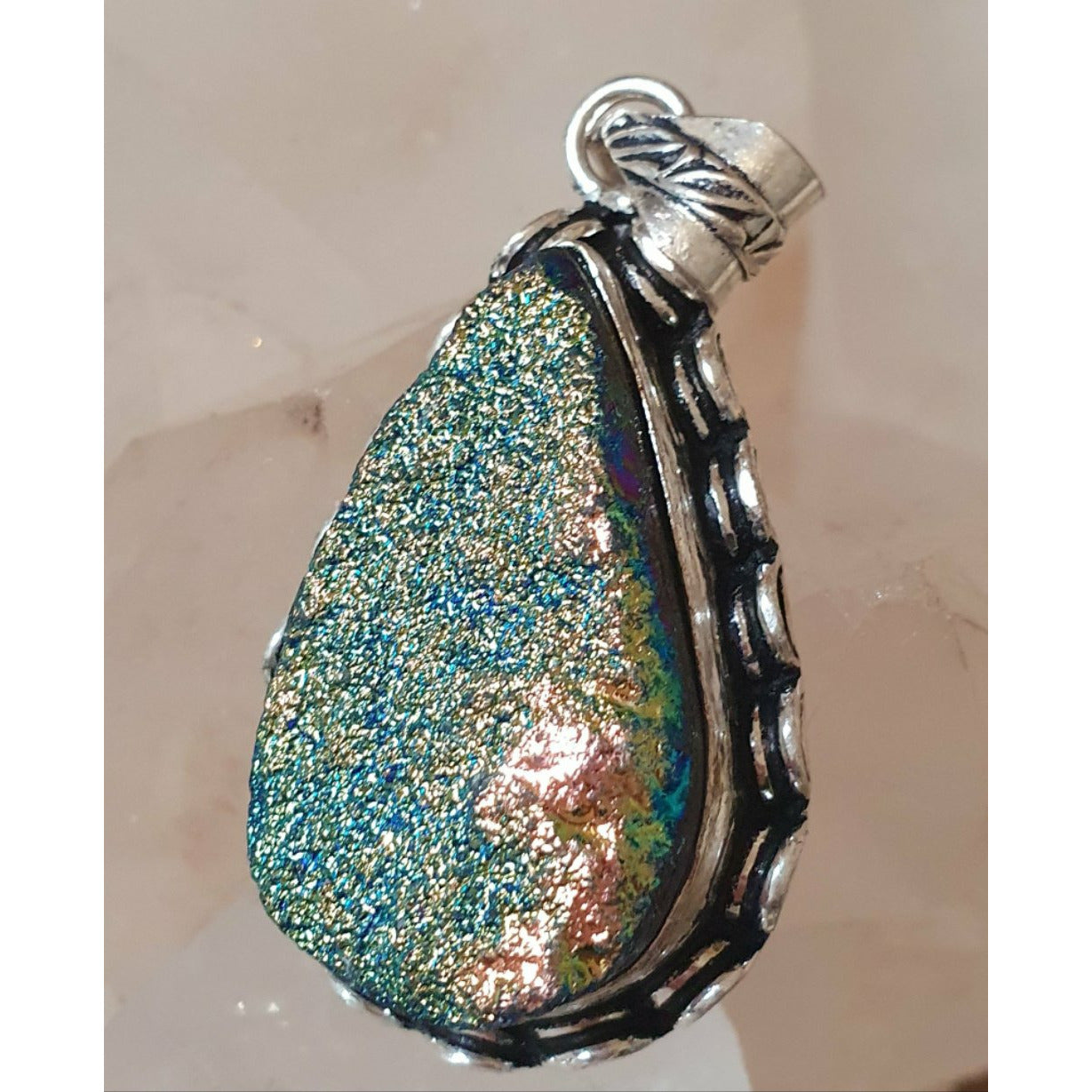 Aura druzy hänge shimmer Bliss