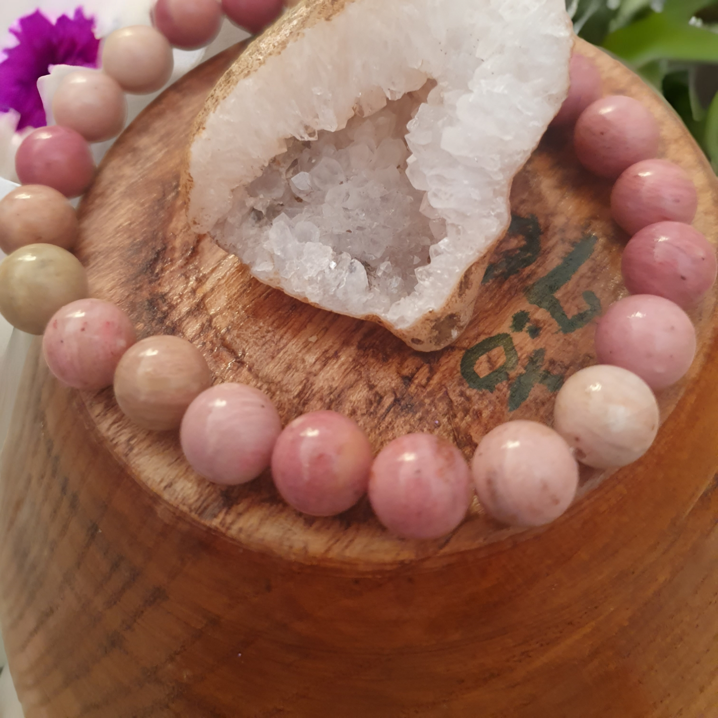 Armband, rodonit runda pärlor 0,5 cm, Nyhet!
