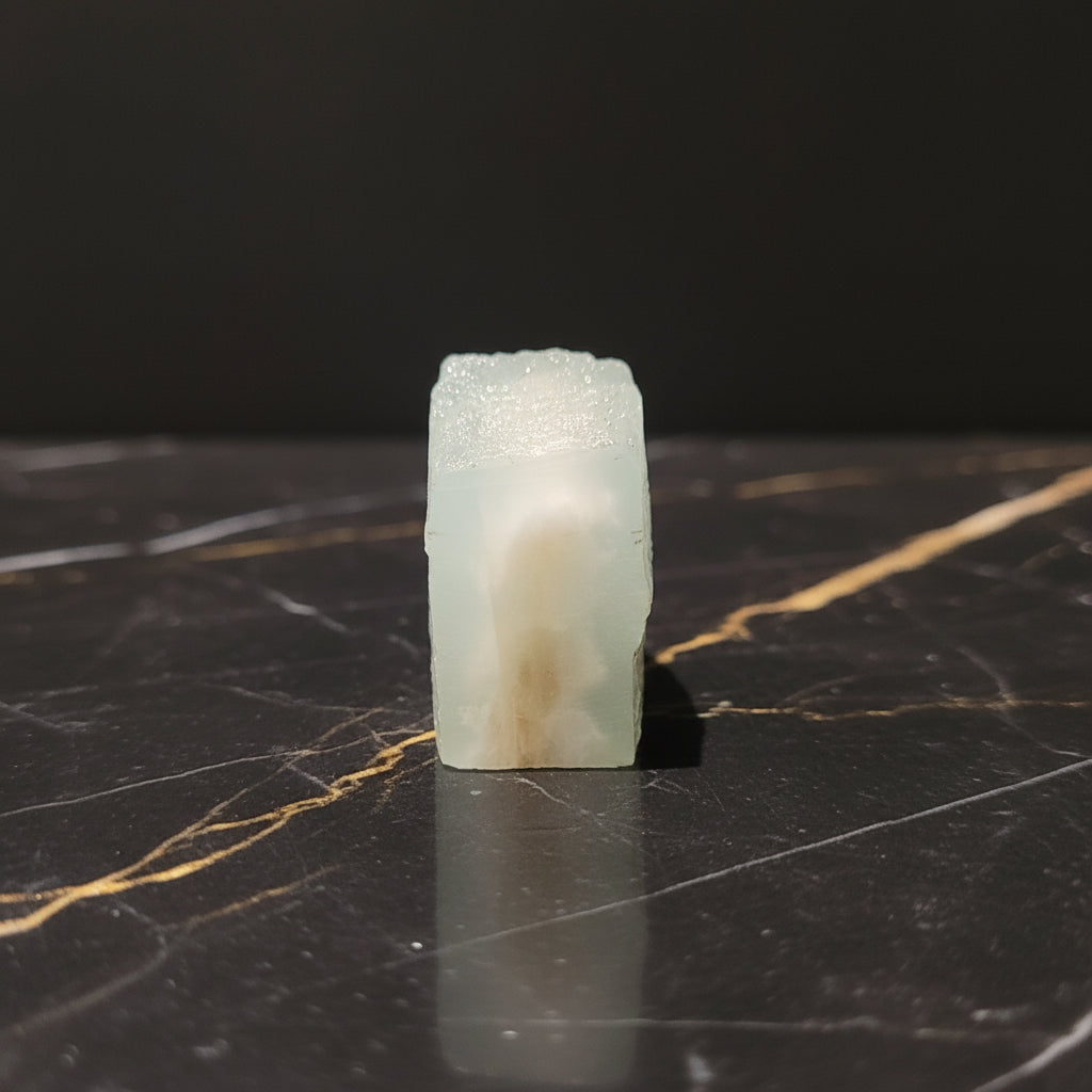 Blå Kalcedon med Molnformation – Unique Piece