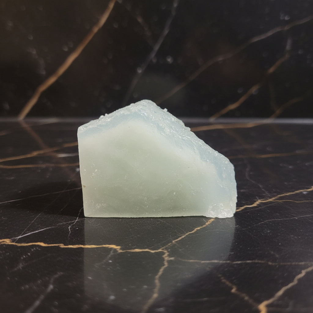 Blå Kalcedon med Molnformation – Unique Piece